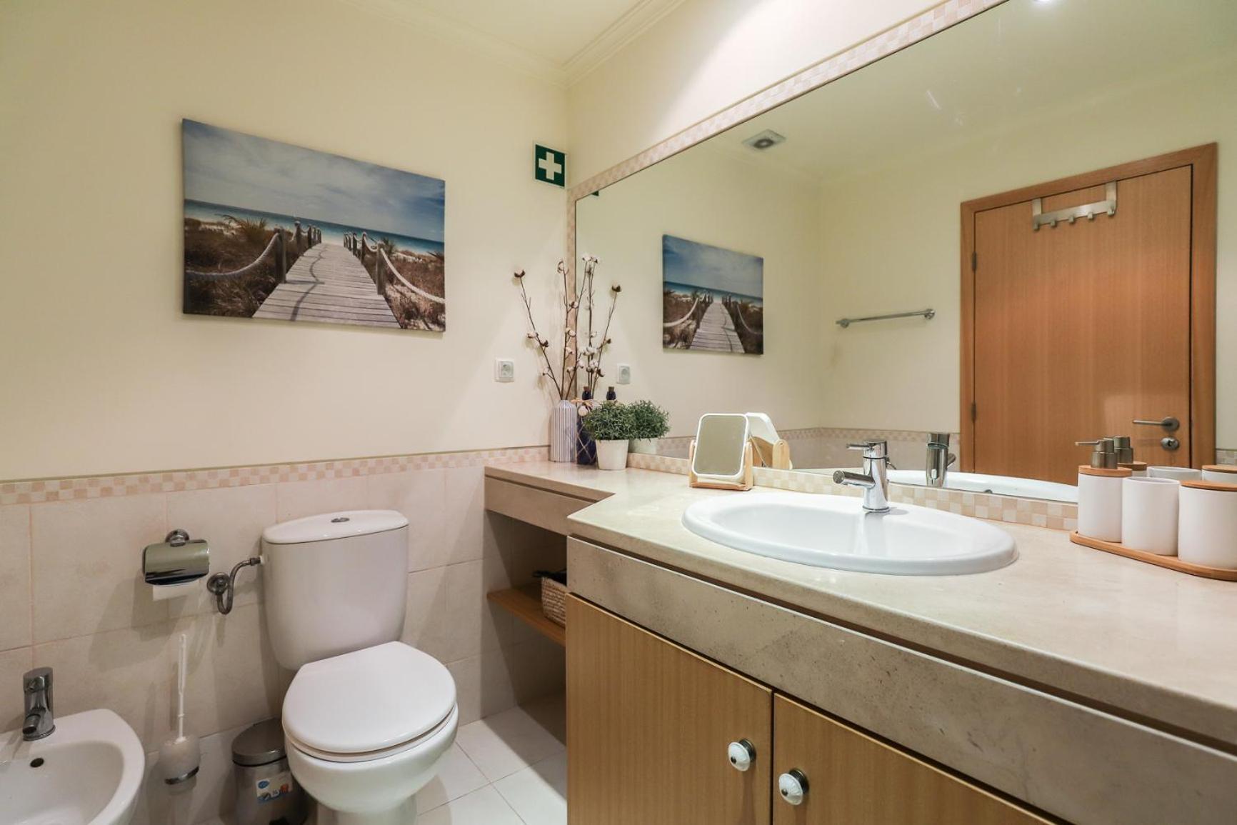 Charming Flat 10 Min Walk To Beach Daire Albufeira Dış mekan fotoğraf
