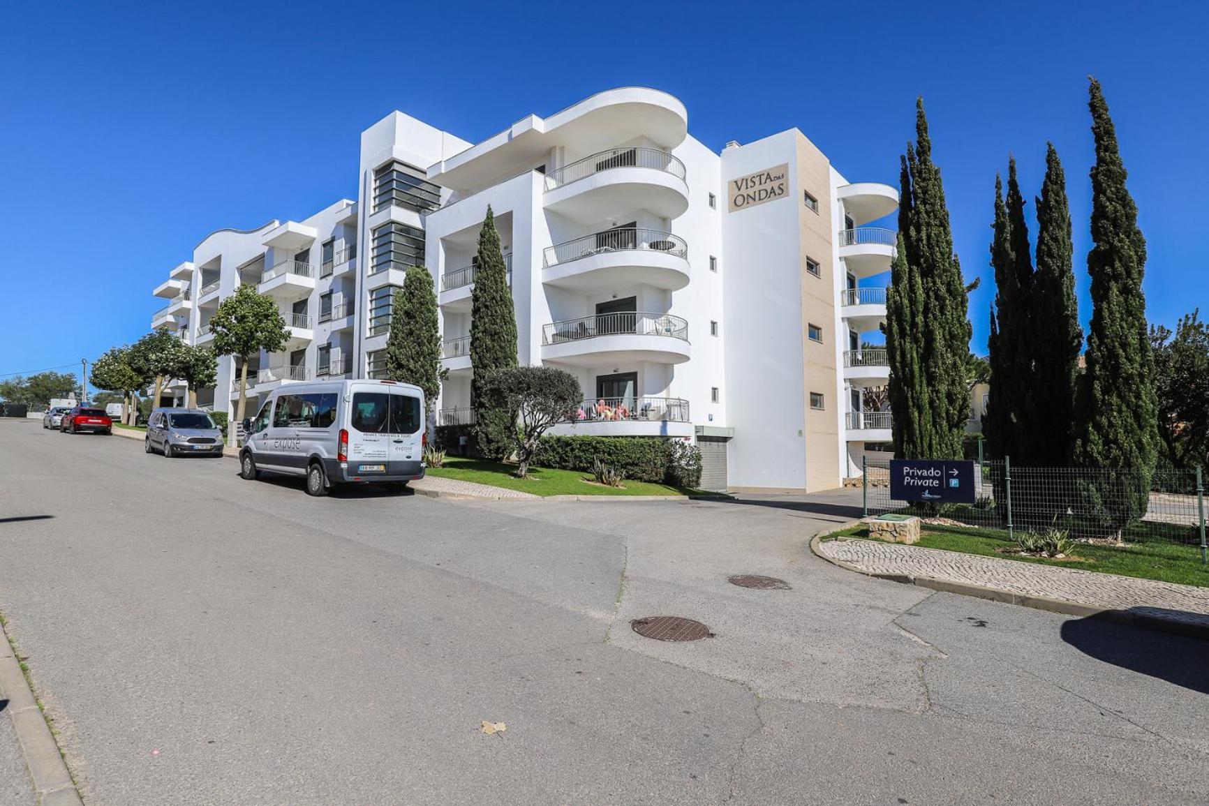 Charming Flat 10 Min Walk To Beach Daire Albufeira Dış mekan fotoğraf