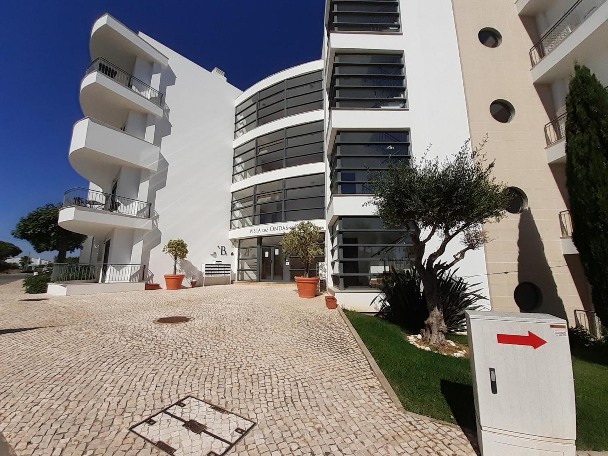 Charming Flat 10 Min Walk To Beach Daire Albufeira Dış mekan fotoğraf
