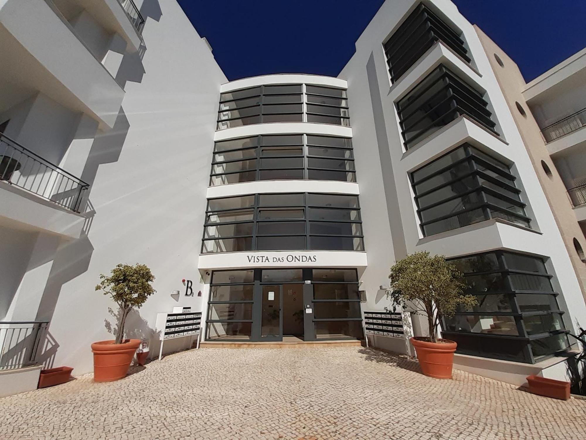Charming Flat 10 Min Walk To Beach Daire Albufeira Dış mekan fotoğraf
